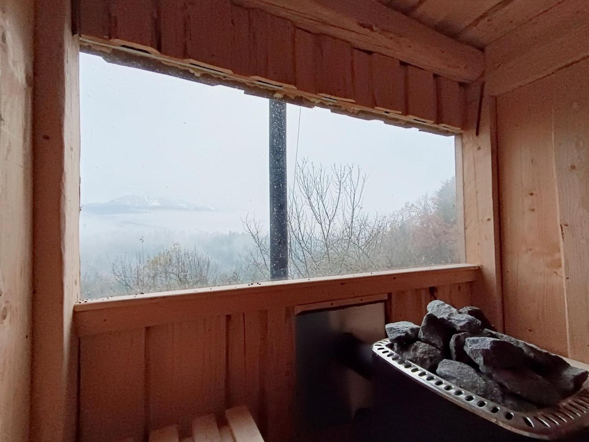 Kmetija Pecnik Apartment Prevalje Екстериор снимка